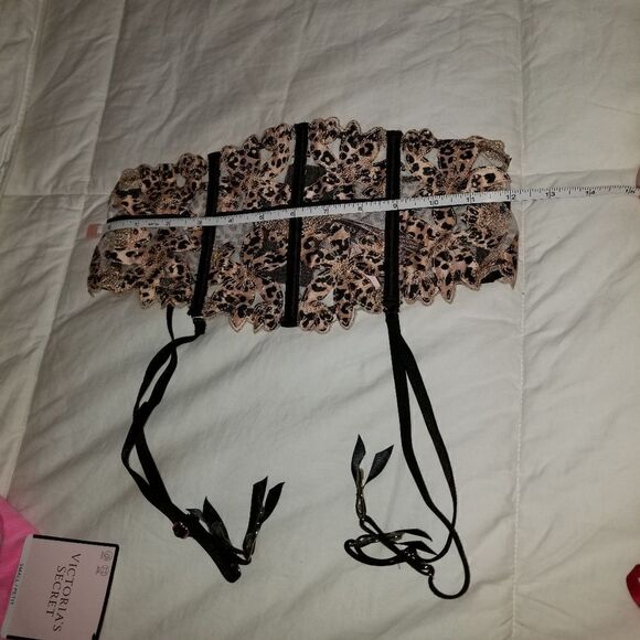 NWT Victoria’s Secret Very Sexy Floral Embroidered corset size XS/S - Picture 2 of 9